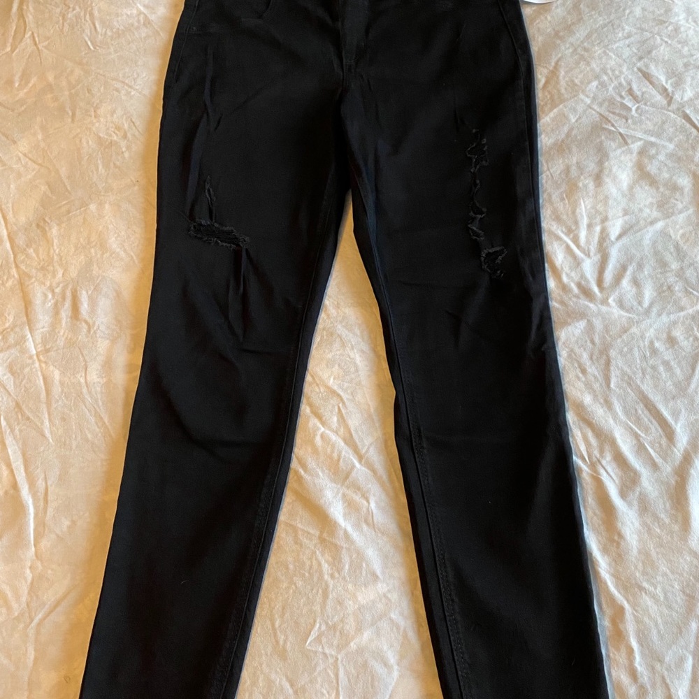 NWT Super Skinny Distressed Jeggings